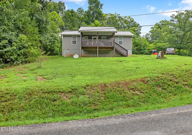 Photo 2 of Single family home for sale at 190 Homestead Rd, Madisonville, TN 37354 | MLS# 1349584 | Listing updated on 2026-09-14