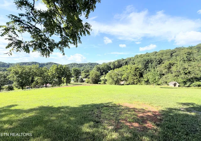 Photo 2 of Sale Pending at Pine Crst Dr, Maynardville, TN 37807 | MLS# 1349571 | Listing updated on 2026-09-30