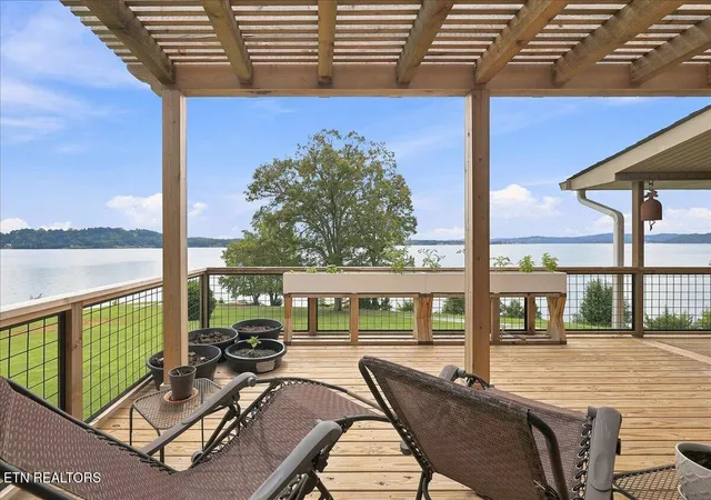 Photo 3 of Single family home for sale at 363 Devon Way Rd, White Pine, TN 37890 | MLS# 1349964 | Listing updated on 2026-09-22