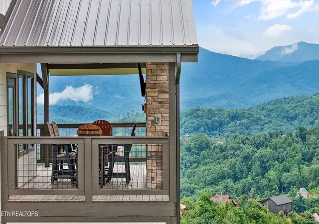 4th image of 912 Piney Butt Wy, Gatlinburg, TN 37738 | MLS# 1349646
