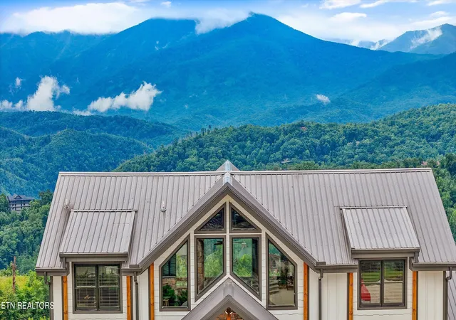 5th image of 912 Piney Butt Wy, Gatlinburg, TN 37738 | MLS# 1349646