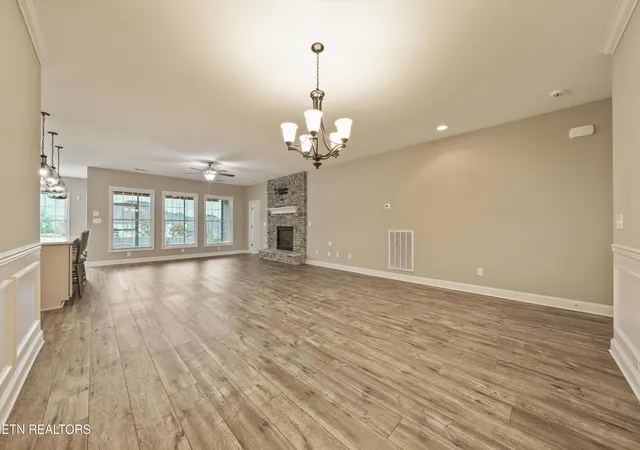 Photo 4 of Single family home for sale at 2037 Wooded Mountain Ln, Knoxville, TN 37922 | MLS# 1349600 | Listing updated on 2026-09-17