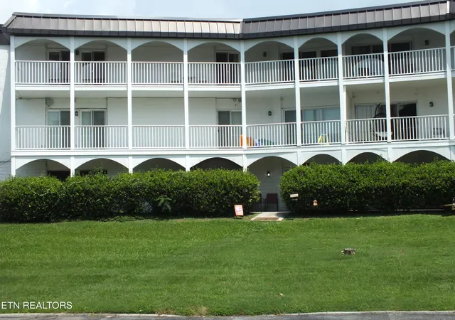 Photo 2 of Condo for sale at 5709 Lyons View Pike #1319, Knoxville, TN 37919 | MLS# 1349830 | Listing updated on 2026-08-30