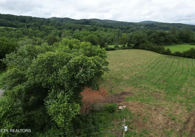 2nd image of 317 Singleton Hollow Rd #lot 1, Speedwell, TN 37870 | MLS# 1349785