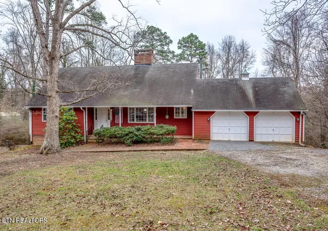 Single family home for sale at 52 Deer Ridge Rd, Norris, TN 37828 | MLS# 1349634