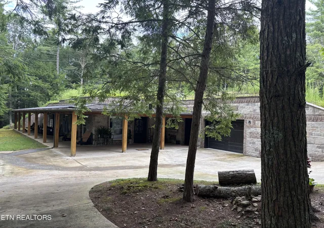 1st image of 381 Lakewood Dr, Jamestown, TN 38556 | MLS# 1349643