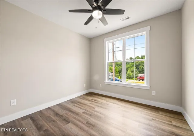 4th image of 179 Storm Ln, Jacksboro, TN 37757 | MLS# 1349655