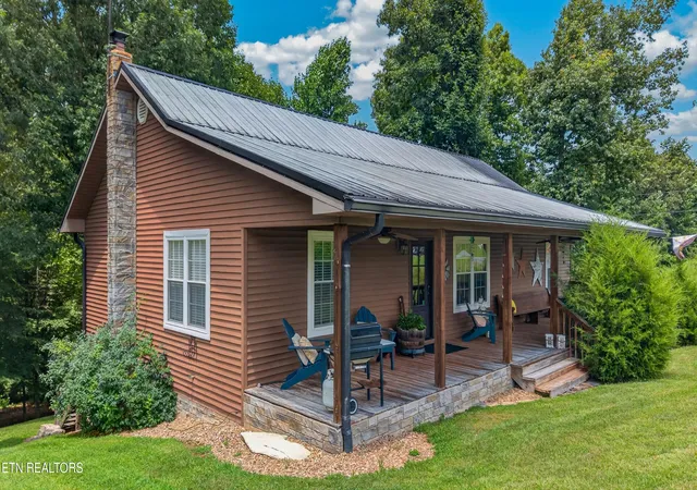 4th image of 291 Weeping Cherry Wy, Newport, TN 37821 | MLS# 1350270