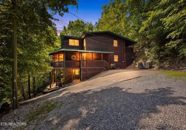 1st image of 2202 Applewood Rd, Sevierville, TN 37862 | MLS# 1350119