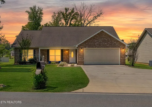 Photo 3 of Single family home for sale at 2623 Best Rd, Maryville, TN 37803 | MLS# 1350206 | Listing updated on 2026-08-01