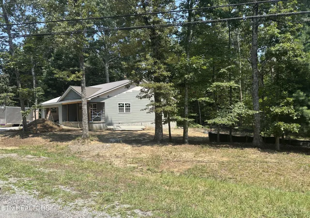 Photo 3 of Sale Pending at 9057 Weketa Dr, Crossville, TN 38572 | MLS# 1349715 | Listing updated on 2026-08-21