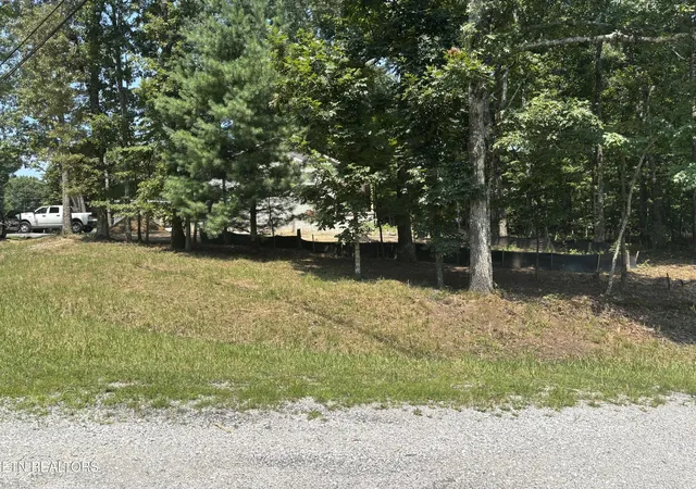 Photo 4 of Sale Pending at 9057 Weketa Dr, Crossville, TN 38572 | MLS# 1349715 | Listing updated on 2026-08-21
