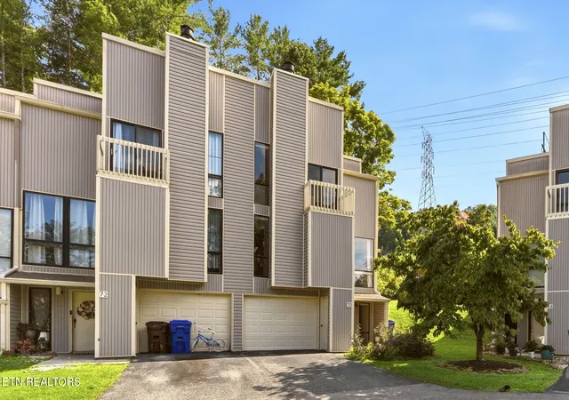 Photo 2 of Condo for sale at 70 Valley Frg Dr, Oak Ridge, TN 37830 | MLS# 1349935 | Listing updated on 2026-09-15