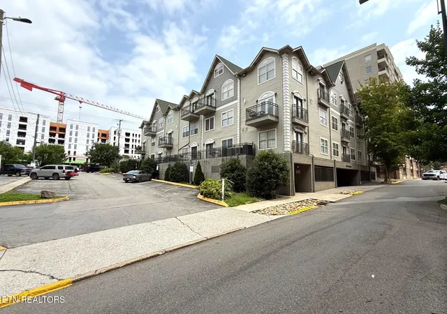 1st image of 1801 Lake Ave #102, Knoxville, TN 37916 | MLS# 1349675