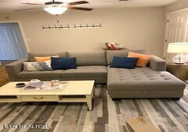 3rd image of 1801 Lake Ave, Knoxville, TN 37916