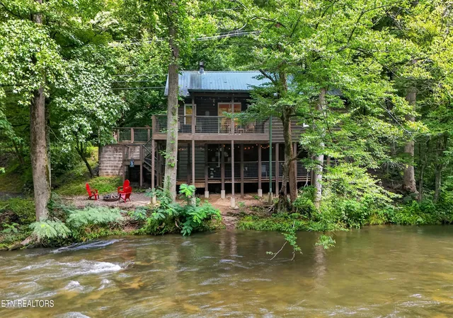 Photo 3 of Single family home for sale at 6316 Old Walland Hwy, Walland, TN 37886 | MLS# 1349720 | Listing updated on 2026-09-10