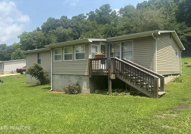 Photo 3 of Sale Pending at 255 Henderson Holw Rd, Knoxville, TN 37931 | MLS# 1349683 | Listing updated on 2026-08-08