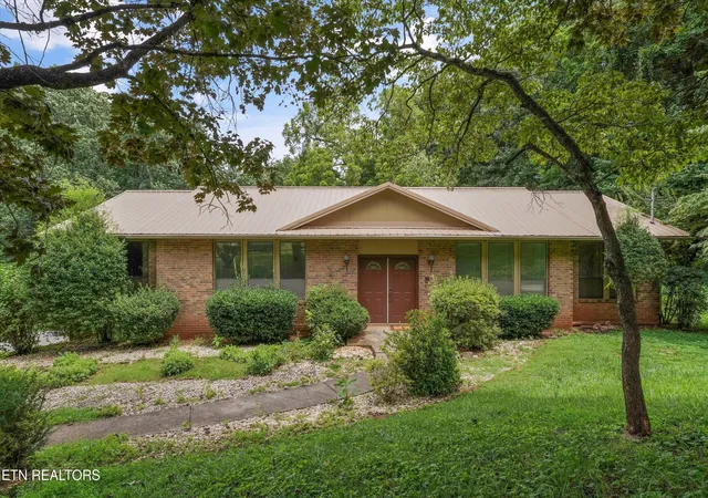 1st image of 308 Trossachs Ln, Knoxville, TN 37922 | MLS# 1349689