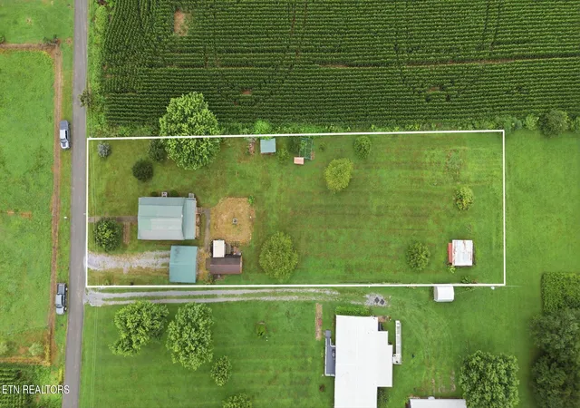 Photo 3 of Sale Pending at 445 Ricker Rd, Greeneville, TN 37743 | MLS# 1349716 | Listing updated on 2026-08-29