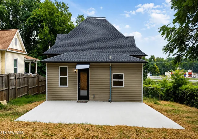 Photo 1 of Single family home for sale at 2030 Joseph Schofield St, Knoxville, TN 37921 | MLS# 1350438 | Listing updated on 2026-09-15