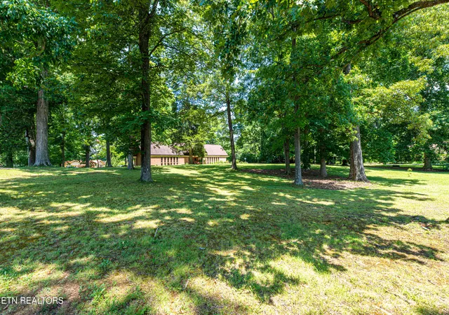 2nd image of 167 Manhattan Ave, Oak Ridge, TN 37830 | MLS# 1349932