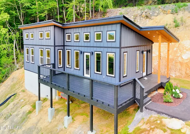 Single family home for sale at 2608 Mountain Blvd, Sevierville, TN 37876 | MLS# 1349797