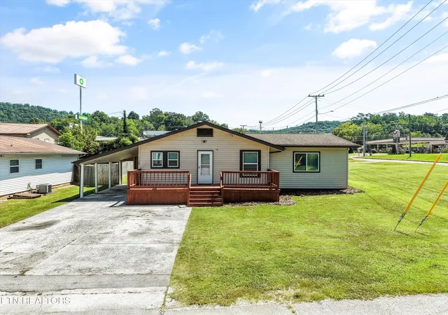 2nd image of 502 Wallace Ave, Rocky Top, TN 37769 | MLS# 1350379