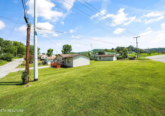 image of 502 Wallace Ave, Rocky Top, TN 37769 | MLS# 1350379