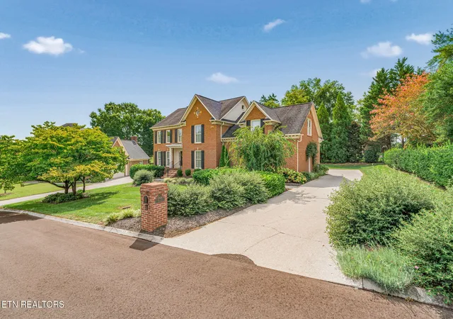 3rd image of 1049 Hayslope Dr, Knoxville, TN 37919 | MLS# 1352421