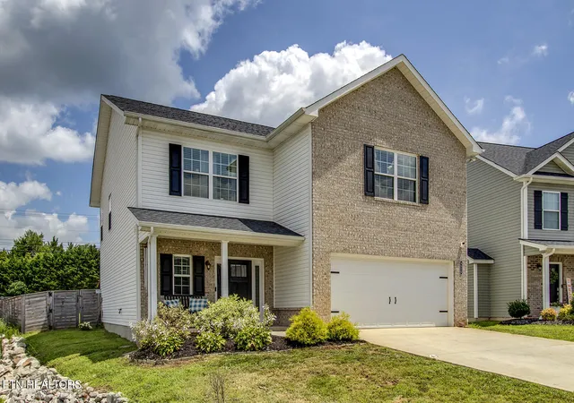 Photo 1 of Sale Pending at 4826 Stoneyhurst Ln, Knoxville, TN 37918 | MLS# 1349756 | Listing updated on 2026-09-16
