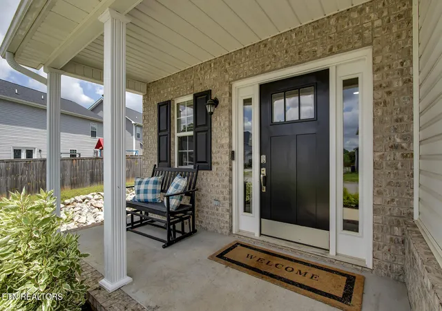 Photo 3 of Sale Pending at 4826 Stoneyhurst Ln, Knoxville, TN 37918 | MLS# 1349756 | Listing updated on 2026-09-16