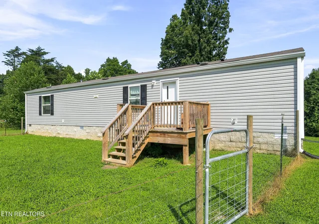 Photo 4 of Single family home for sale at 1181 W Ravenscroft Rd, Sparta, TN 38583 | MLS# 1349940 | Listing updated on 2026-08-30