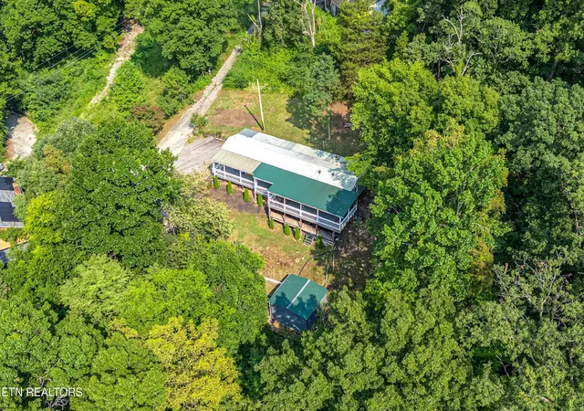Photo 3 of Single family home for sale at 3606/3610 Tracy Way, Knoxville, TN 37931 | MLS# 1350222 | Listing updated on 2026-09-17