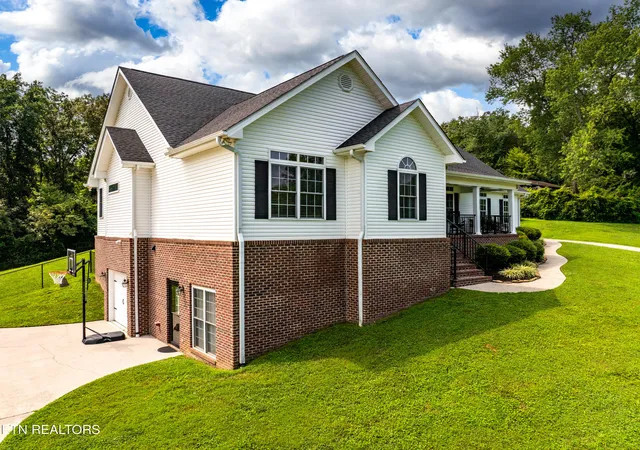2nd image of 192 Marcowe Dr, Clinton, TN 37716 | MLS# 1349848