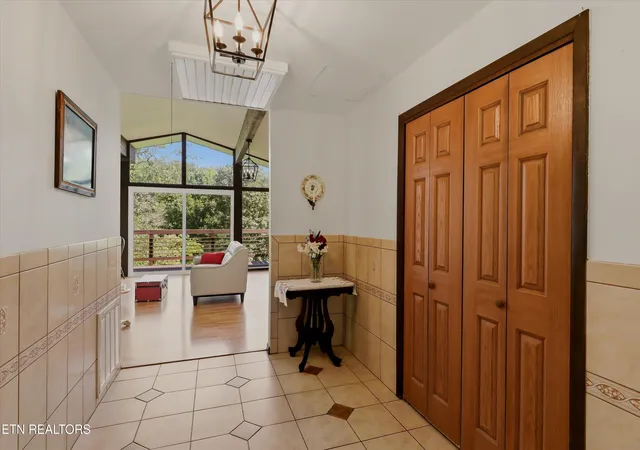Photo 4 of Single family home for sale at 3941 Guinn Rd, Knoxville, TN 37931 | MLS# 1351053 | Listing updated on 2026-09-08