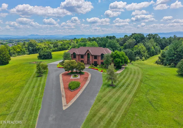57th image of 1329 W Hunt Rd, Maryville, TN 37801 | MLS# 1350636