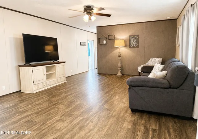 Photo 4 of Single family home for sale at 118 Skyline Dr, Crossville, TN 38572 | MLS# 1350165 | Listing updated on 2026-09-04