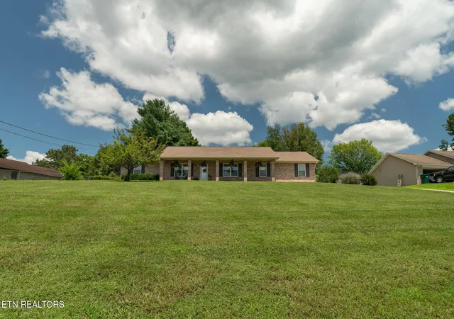 4th image of 339 Woods View Cir, Kodak, TN 37764 | MLS# 1349799
