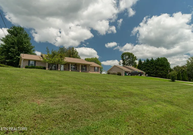 5th image of 339 Woods View Cir, Kodak, TN 37764 | MLS# 1349799
