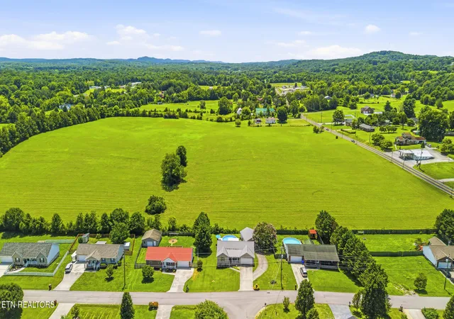 23rd image of 192 Acorn Dr, Corryton, TN 37721 | MLS# 1349911