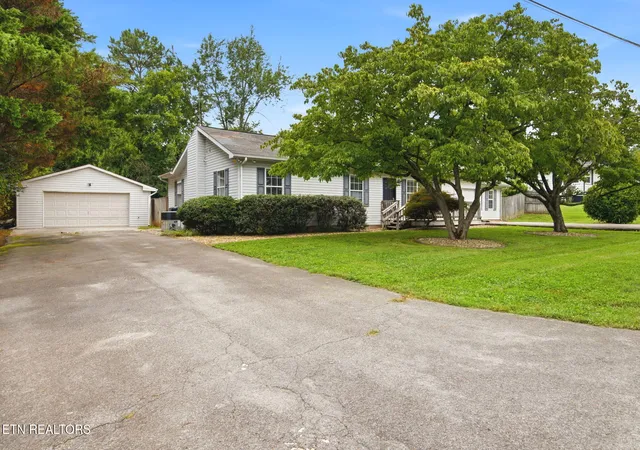 Photo 1 of Single family home for sale at 503 Tillman Rd, Knoxville, TN 37912 | MLS# 1350501 | Listing updated on 2026-08-06