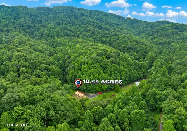 2nd image of 129 Johnson Rd, Rogersville, TN 37857 | MLS# 1349865