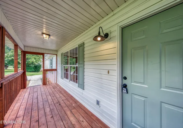 5th image of 1233 Buford Ct, Greenback, TN 37742 | MLS# 1350455