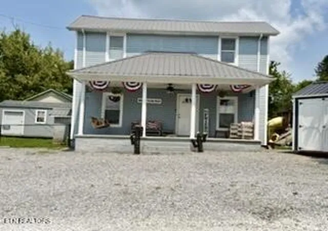 2nd image of 404 Church St, New Tazewell, TN 37825 | MLS# 1349888