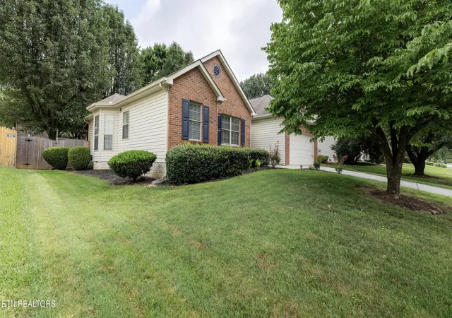 Photo 2 of Single family home for sale at 10145 Rockbrook Dr, Knoxville, TN 37931 | MLS# 1349921 | Listing updated on 2026-09-12