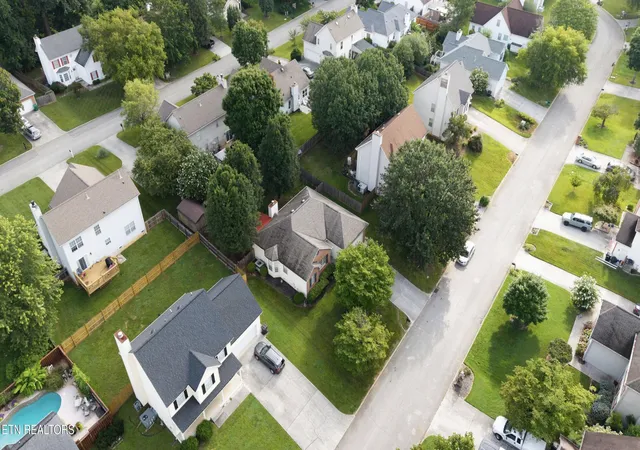 Photo 4 of Single family home for sale at 10145 Rockbrook Dr, Knoxville, TN 37931 | MLS# 1349921 | Listing updated on 2026-09-12
