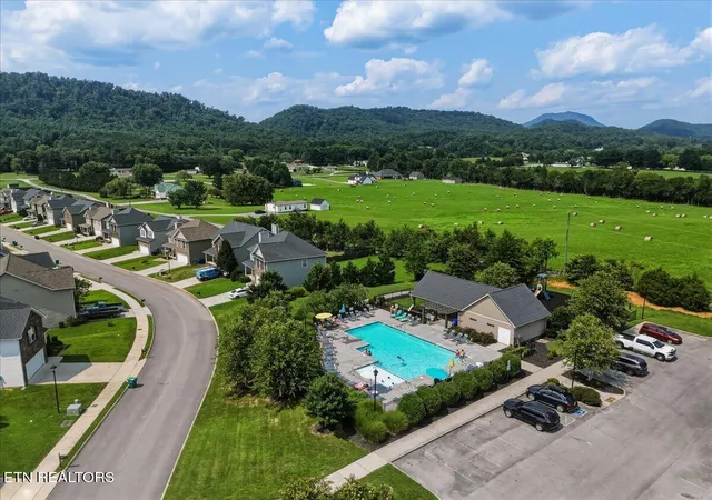 31st image of 2705 Palace Green Rd, Knoxville, TN 37924 | MLS# 1350298