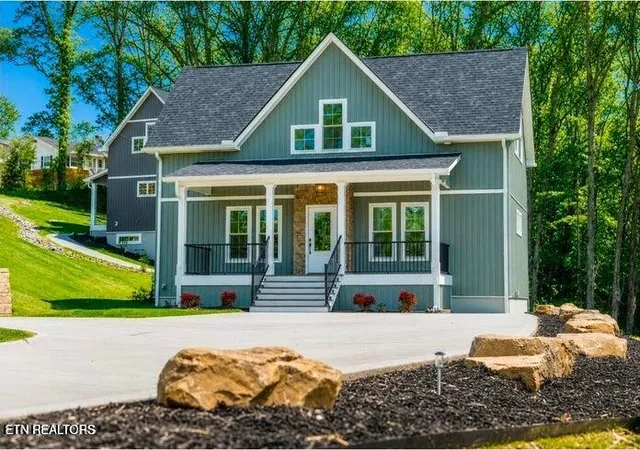 1st image of 158 California Ave, Oak Ridge, TN 37830 | MLS# 1349936