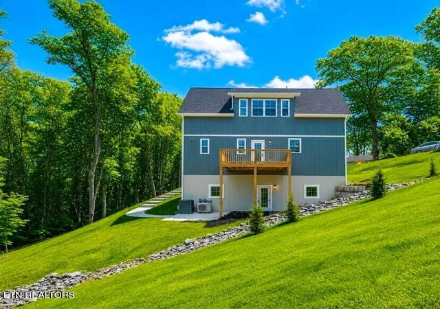 2nd image of 158 California Ave, Oak Ridge, TN 37830 | MLS# 1349936