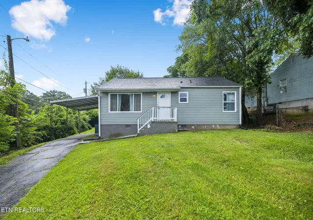 Photo 1 of Single family home for sale at 3236 Lay Ave, Knoxville, TN 37914 | MLS# 1351226 | Listing updated on 2026-08-10